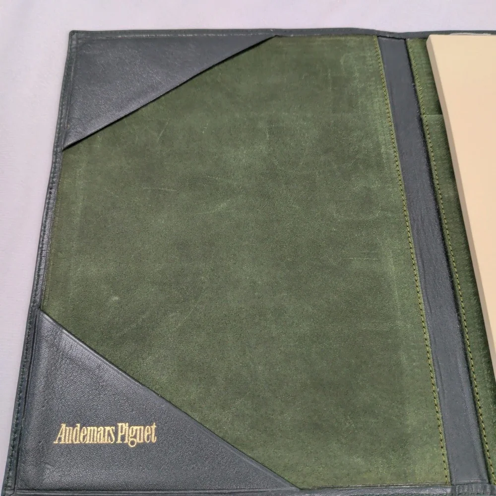 Audemars Piguet Leather Portfolio Notepad Holder Green Suede Interior Logo